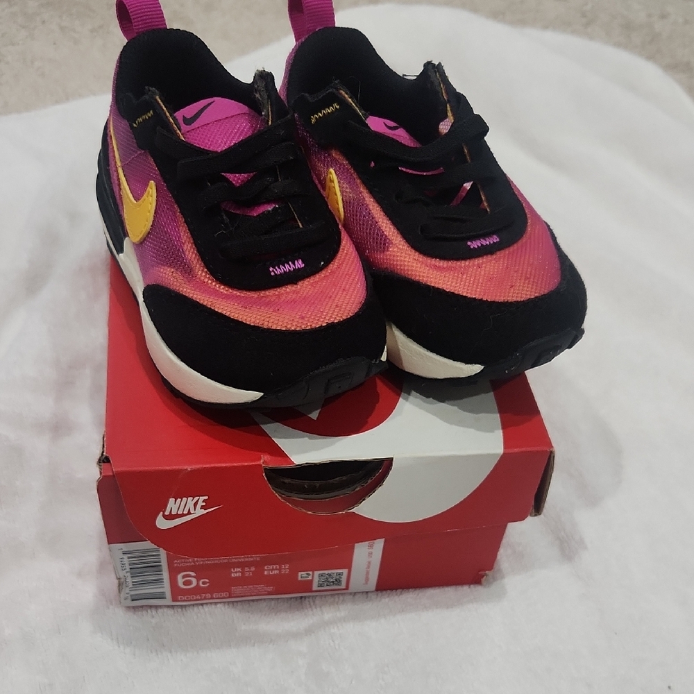 Nike Waffle One (TD) Kids' Black, Fuchsia And Gold Sneakers 6c